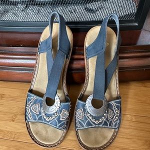 Reiker Sandals color Gray/Navy size 40 US 9